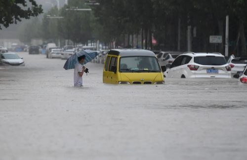湖南暴雨3人到地下车库移车时遇难，生命无常，安全警钟长鸣